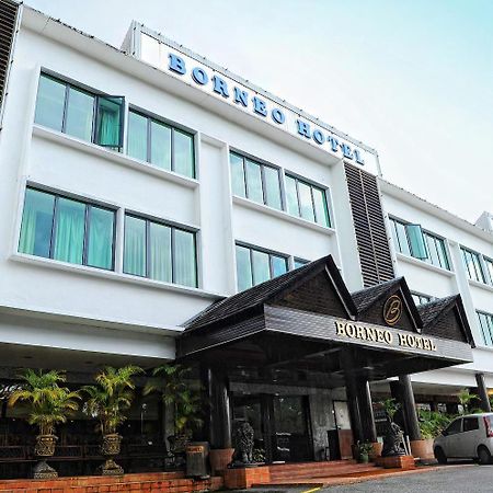 Borneo Hotel Kuching Exteriör bild